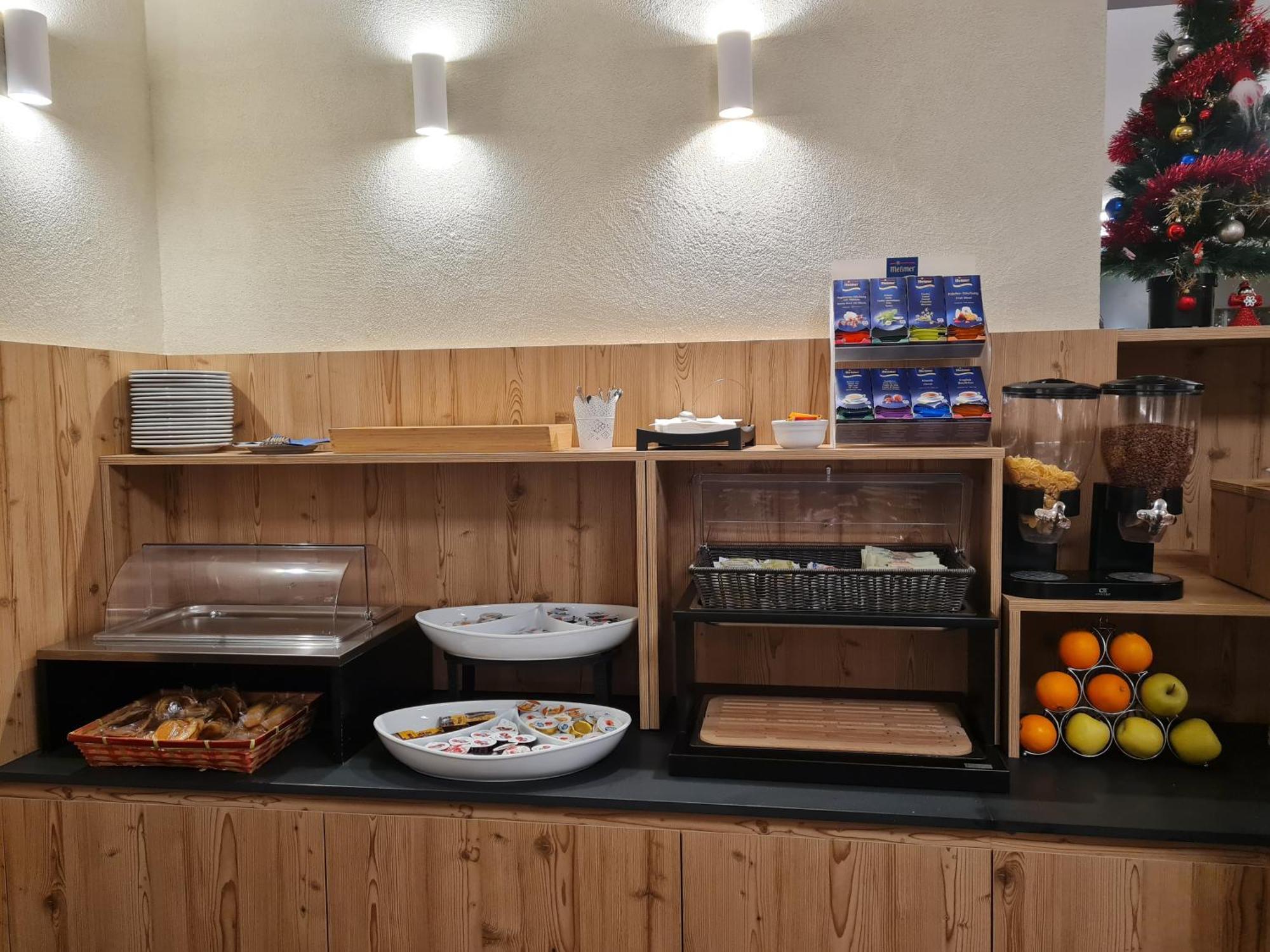 Hotel Ristorante Bucaneve 산 마르티노 외부 사진