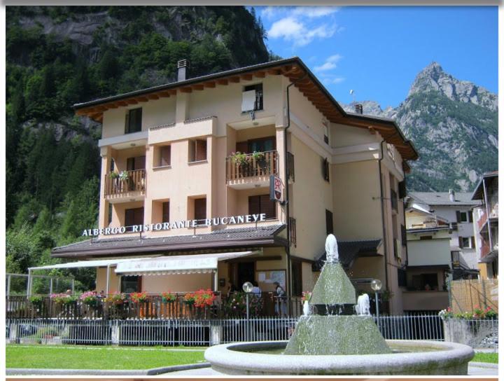 Hotel Ristorante Bucaneve 산 마르티노 외부 사진